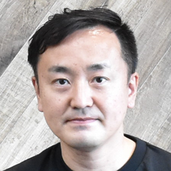 東郷伸宏の画像